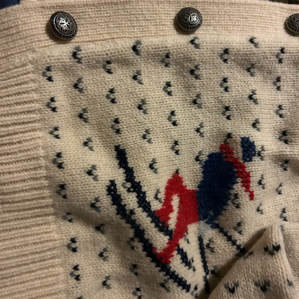 LL Bean women's sweater extra large.  100% lambs wool. - Picture 4 of 7